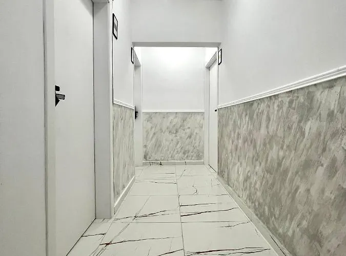 アパート Glassroom- самостоятелна Private ヴァルナ